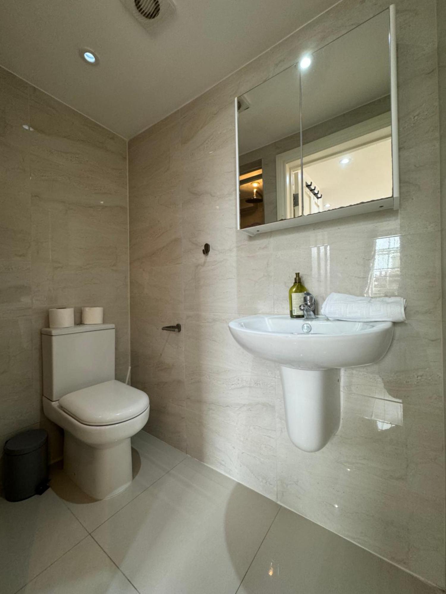 Gloucester Place - Baker Street Aparthotel ลอนดอน ภายนอก รูปภาพ